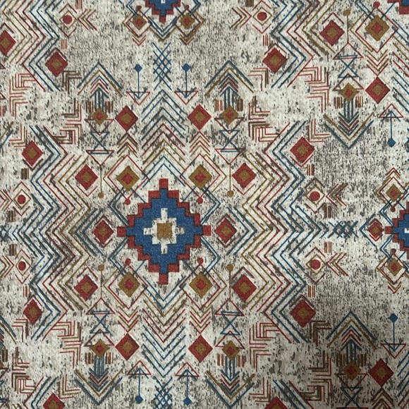 Lularoe Indian print hi lo shirt size xs - Picture 4 of 6